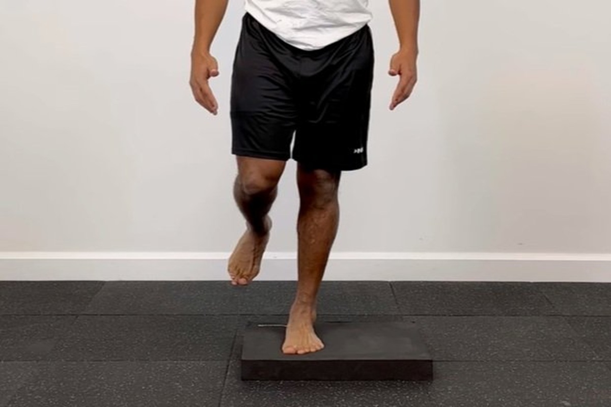 Three Evidence-Based Exercises for Knee Pain