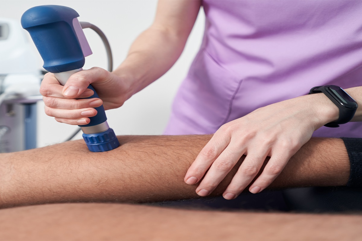 Find Rapid Sciatica Relief with Physical Therapy and Extracorporeal Shockwave Therapy